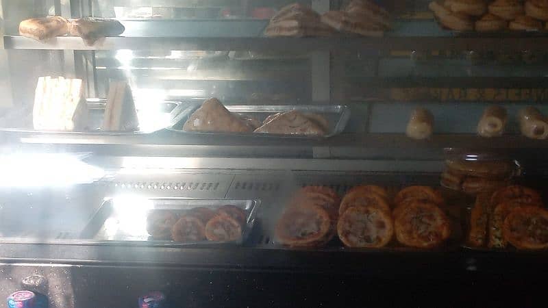 chiller counter display 1