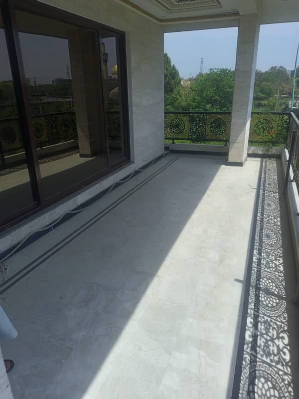 Corner Seprate Gate One Kanal Upper Portion Available For Rent 28