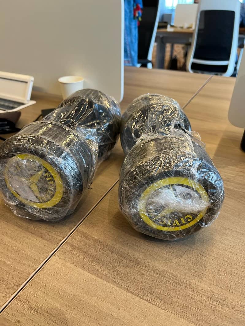 New Dumbells - 6KG 0