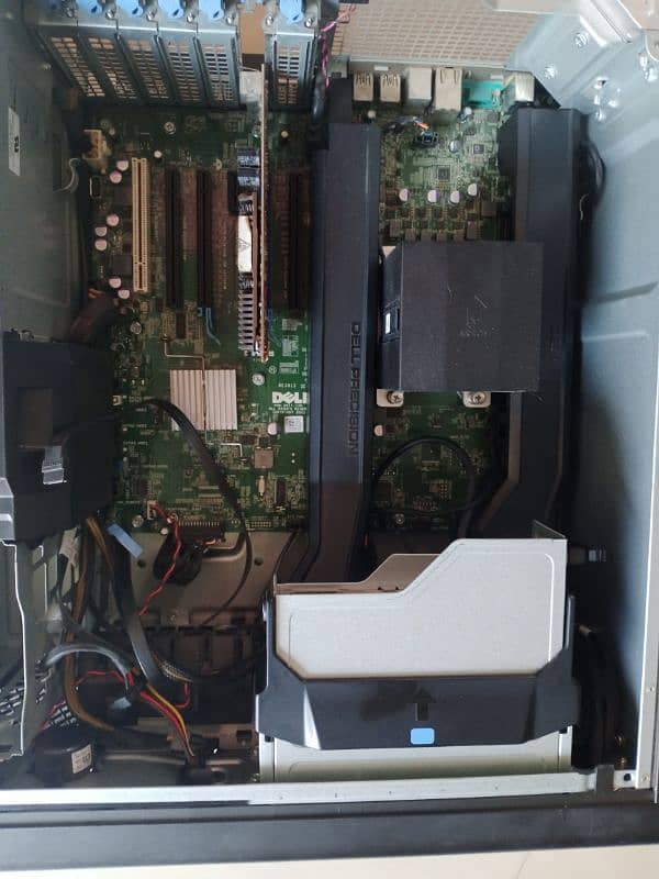 Dell Octa Core 8GB Ram 320GB HDD 4