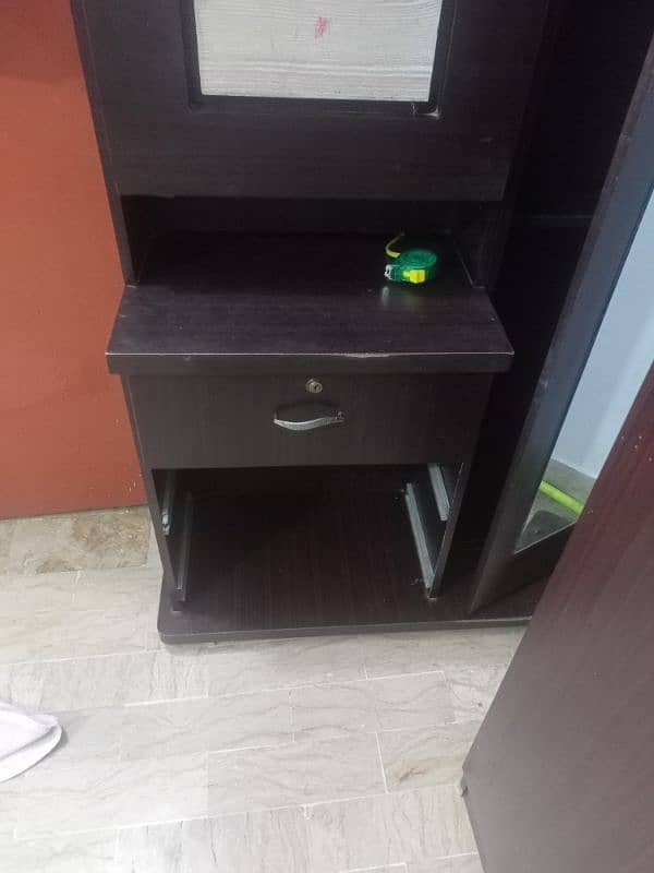 Dressing Table 1