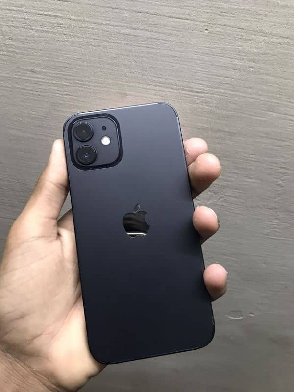 Iphone 12 FACTORY UNLOCK Brand New condition 0