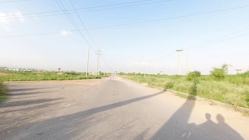 Perfect 1800 Square Feet Residential Plot In I-15/1 For sale 4