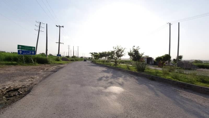 Perfect 1800 Square Feet Residential Plot In I-15/1 For sale 5