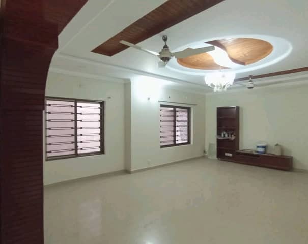 I-8 1 Kanal Upper Portion Up For Rent 0