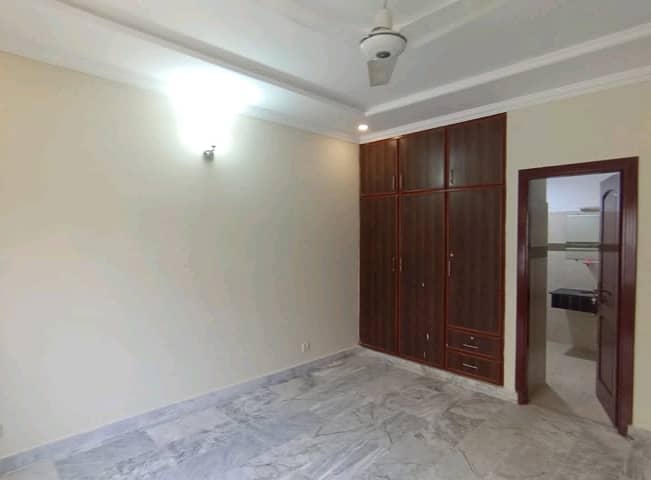 I-8 1 Kanal Upper Portion Up For Rent 5
