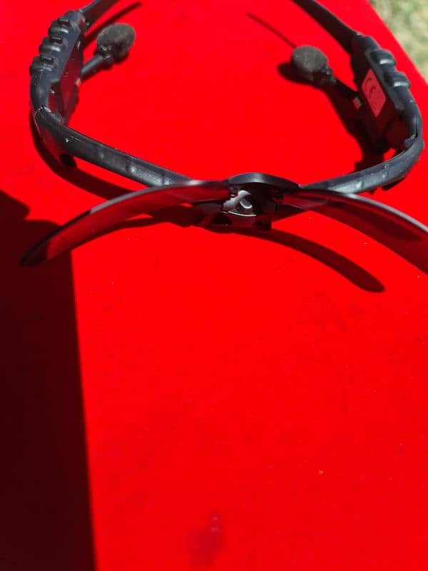 BT GLASSES 4