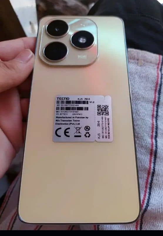 Tecno spark 20 8/8 256 1