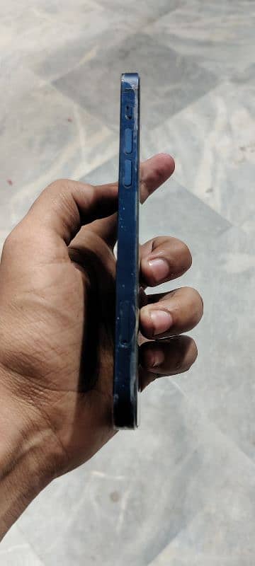 IPHONE 12 FACTORY UNLOCKED 3