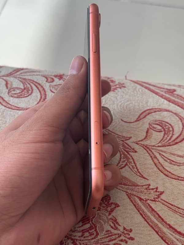 Iphone Xr 64Gb Pta Approved 1