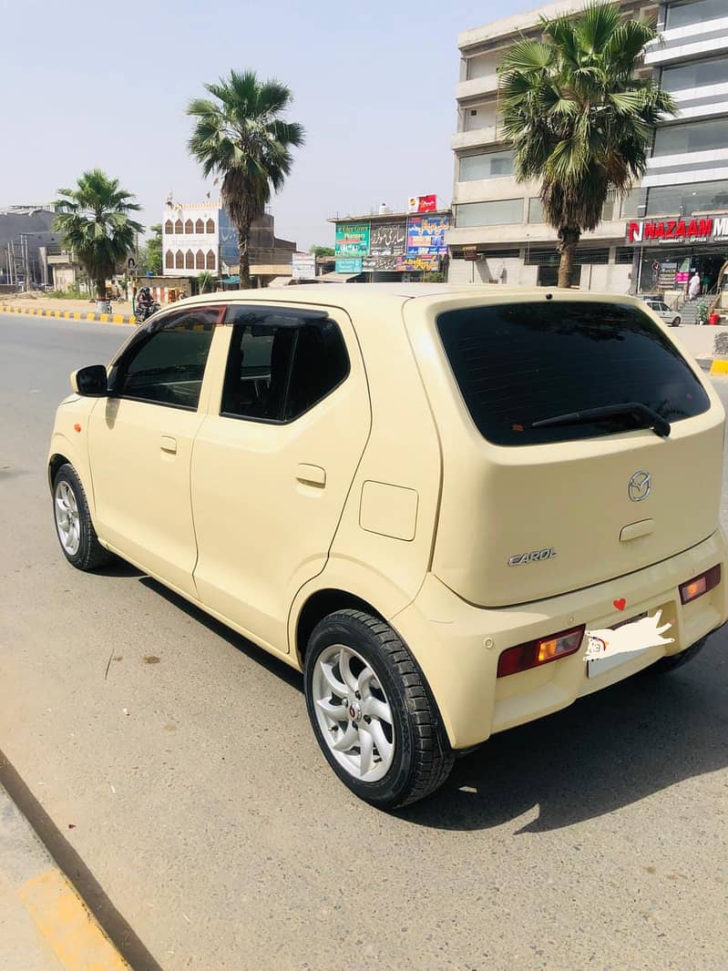 Mazda Carol (like Suzuki alto) 1