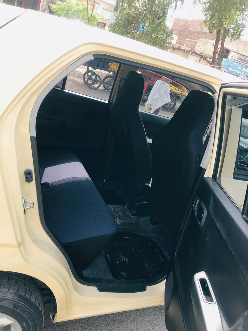 Mazda Carol (like Suzuki alto) 7