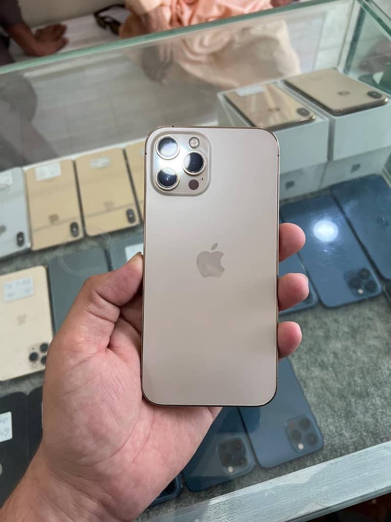 iPhone 12 pro max 0