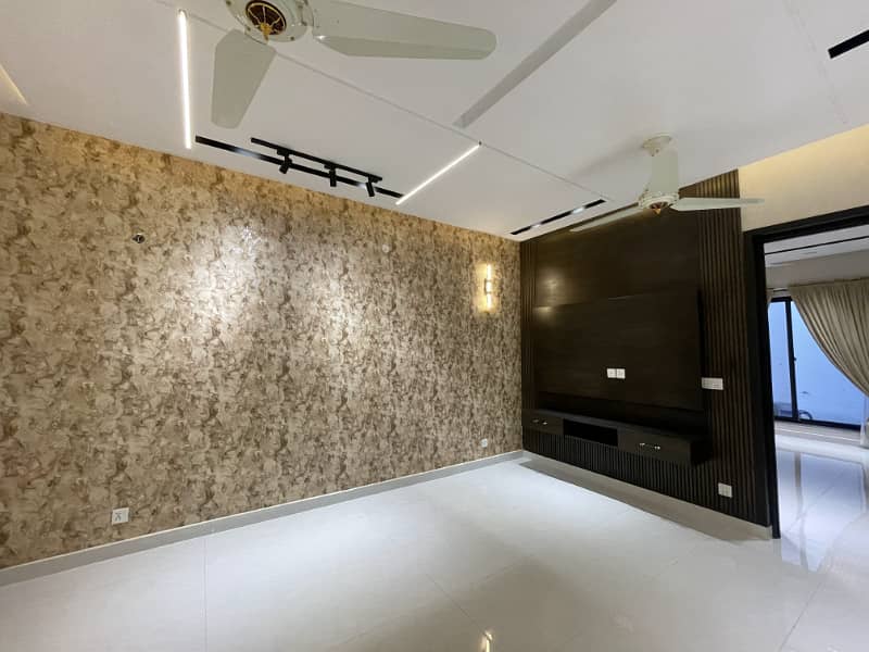 Brand New 10 Marla House For Sale In Janiper Block Sector C Bahria Town Lahore 7