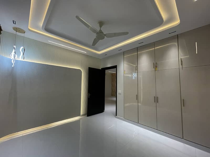 Brand New 10 Marla House For Sale In Janiper Block Sector C Bahria Town Lahore 13