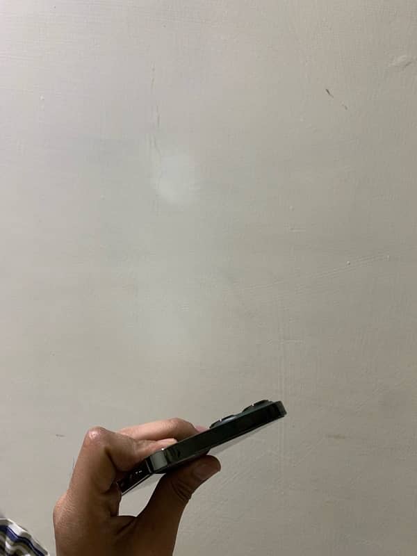 iphone 13 pro max 128 with sim time 8