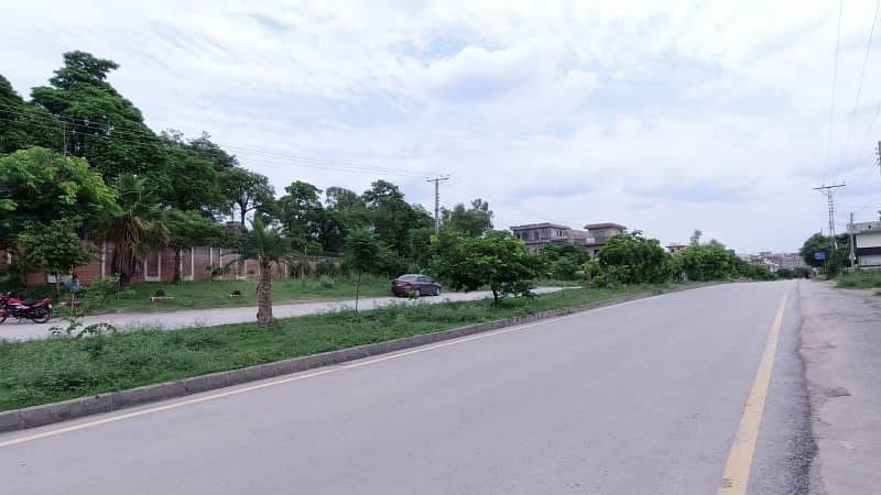 2100 Square Feet Residential Plot In Islamabad Is Available For sale 1
