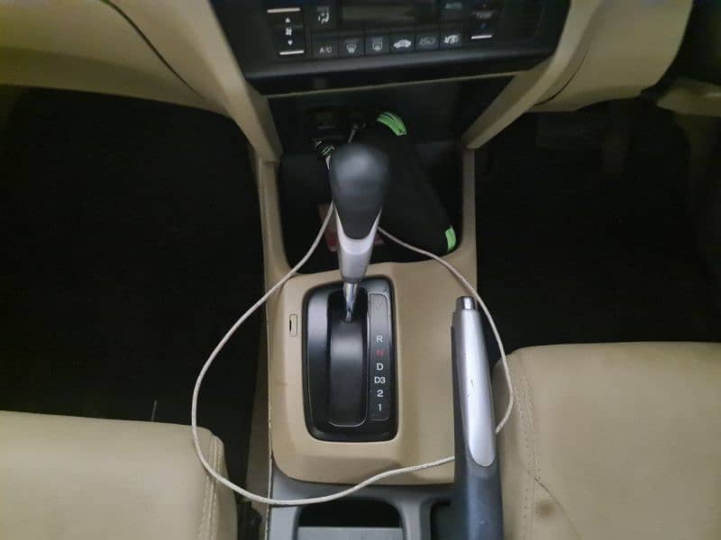 Honda Civic VTi Oriel Prosmatec 2015 13