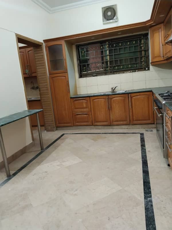 1 Kanal Spacious Upper Portion Available In I-8 For Rent 7