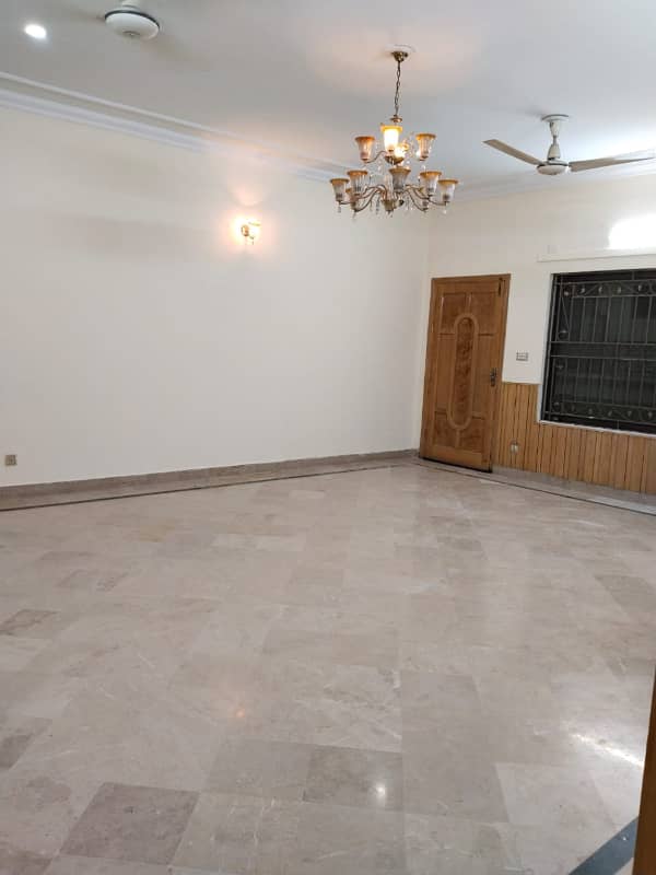 1 Kanal Spacious Upper Portion Available In I-8 For Rent 10