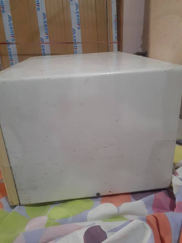 microwave exelent condition 4