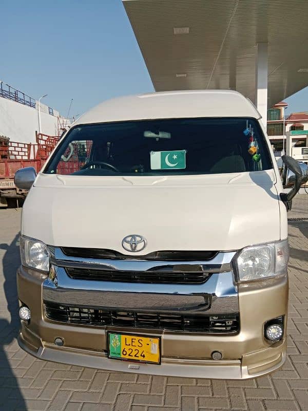 TOYOTA HIACE  224 0