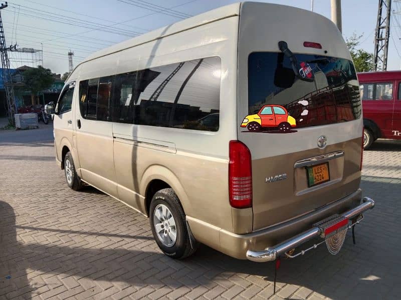 TOYOTA HIACE  224 6