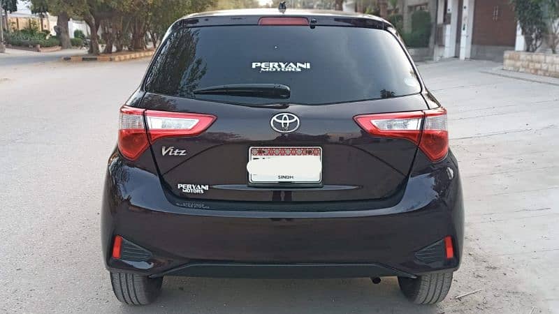 Toyota Vitz F Safety II 2018/21 4