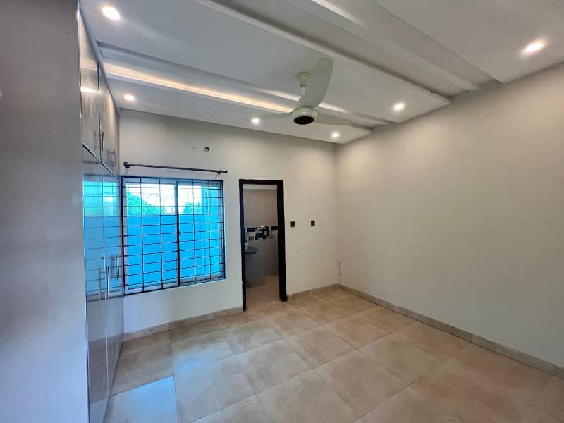 4 Marla corner brand new house available for sale in safari garden 16