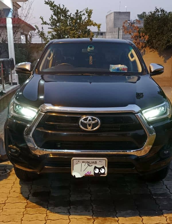 Toyota Hilux 2022 5