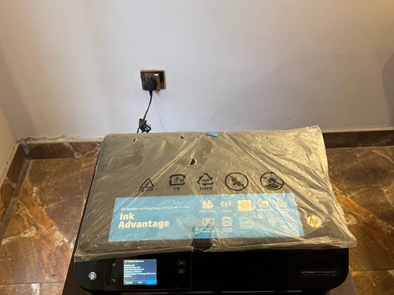 HP Deskjet colour ink advantage 4515 Model (03057530000) 0