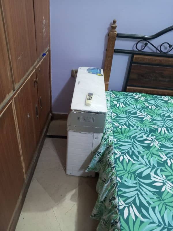 Kenwood 1ton inverter AC with on and cooling condition 0
