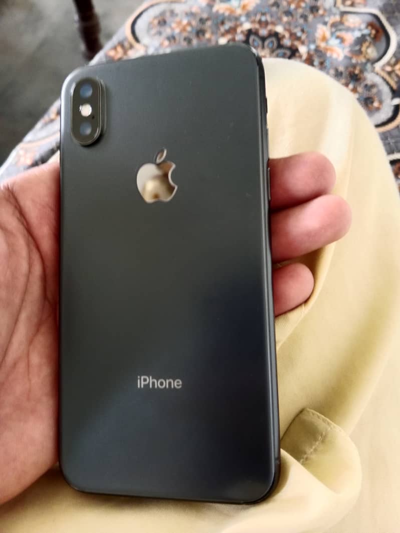 Apple iPhone X 0