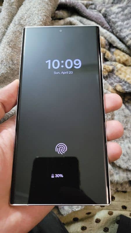 Samsung s22 Ultra "4 months Sim Working" 1