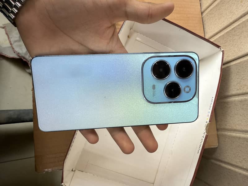 infinix hote 40 pro 8+8 256 1