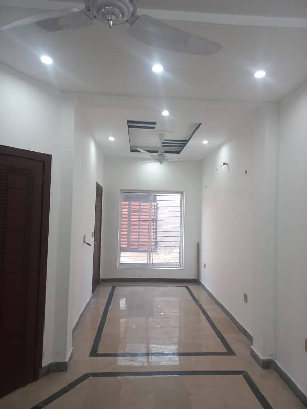 3 Marla corner house available for sale in Rehmat park near central park housing scheme 1