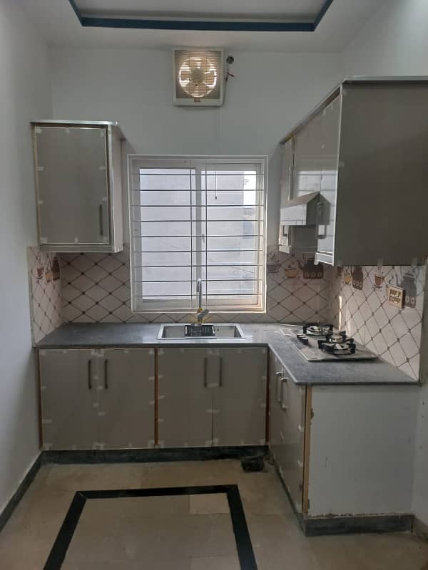 3 Marla corner house available for sale in Rehmat park near central park housing scheme 5