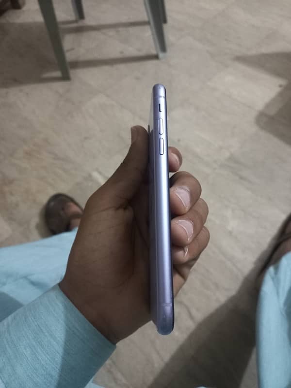 iPhone 11 non pta 6