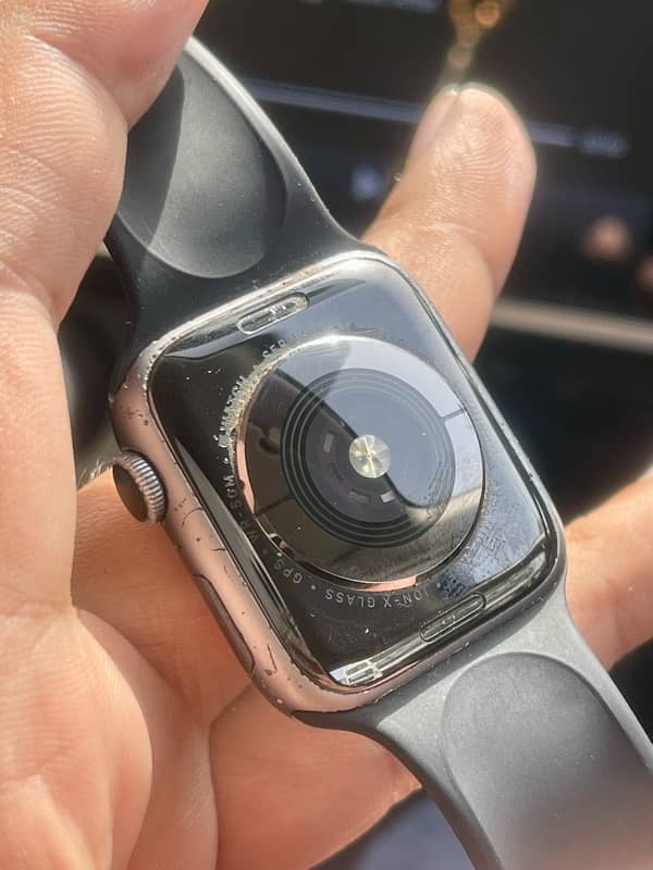 Apple Watch Series 4 Nike Addition 44MM 1