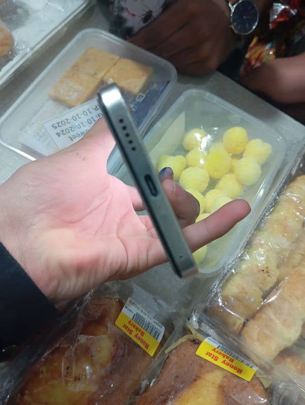 Vivo v25e 8/128 PTA approved luch condition 3