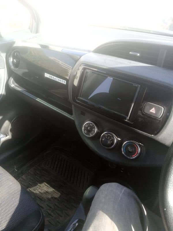 Toyota Vitz F Safety Edition III 2018 PUSH Start 2