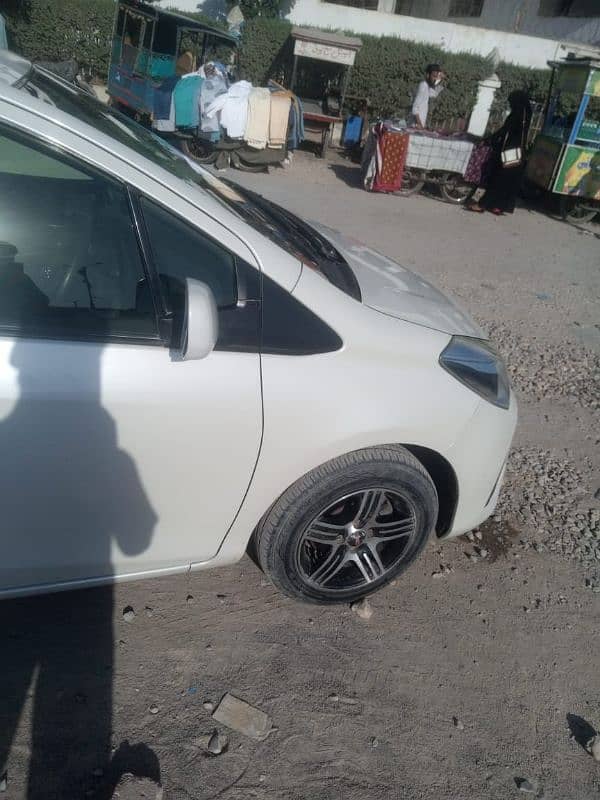 Toyota Vitz F Safety Edition III 2018 PUSH Start 7