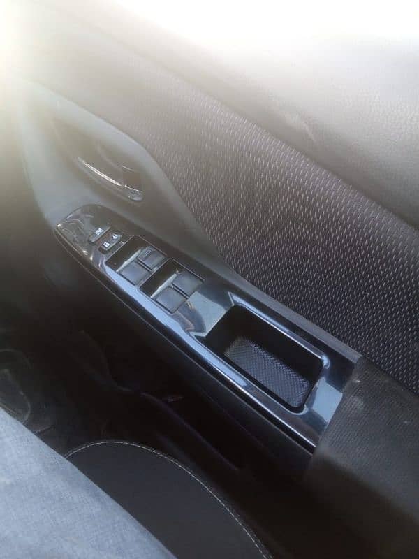 Toyota Vitz F Safety Edition III 2018 PUSH Start 15