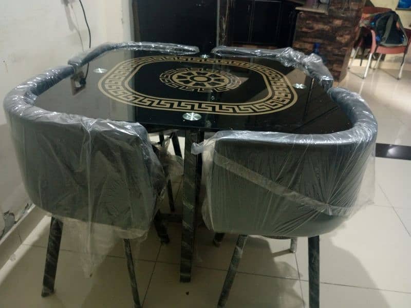 new table and chairs black color 0