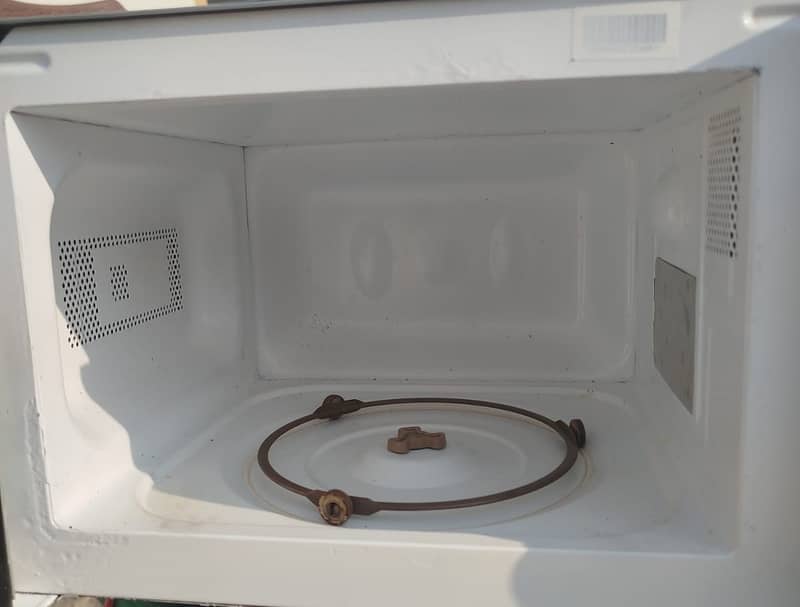 Dawlance Microware Oven 1