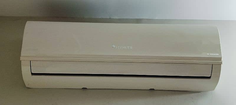 like new condition flower 1.5 ton dc inverter for sell 2
