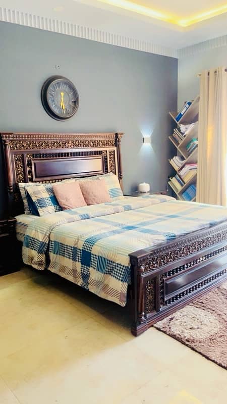 king size bed with dressing table for sale 2