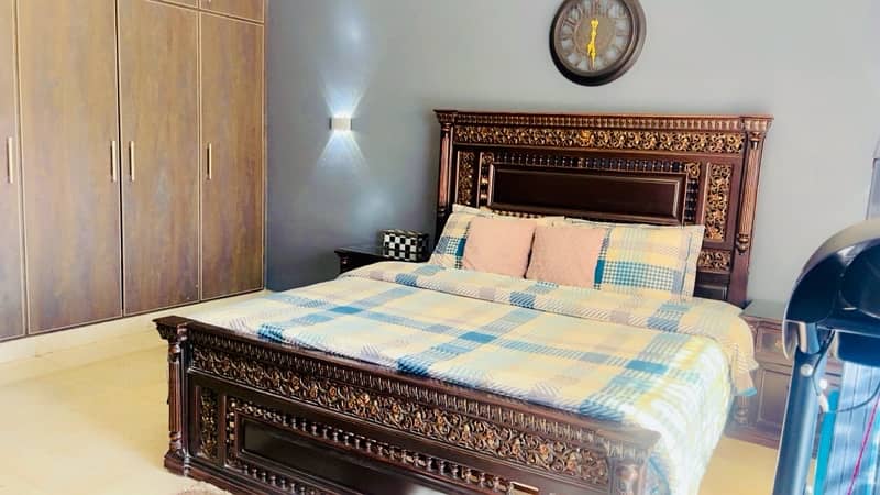 king size bed with dressing table for sale 3