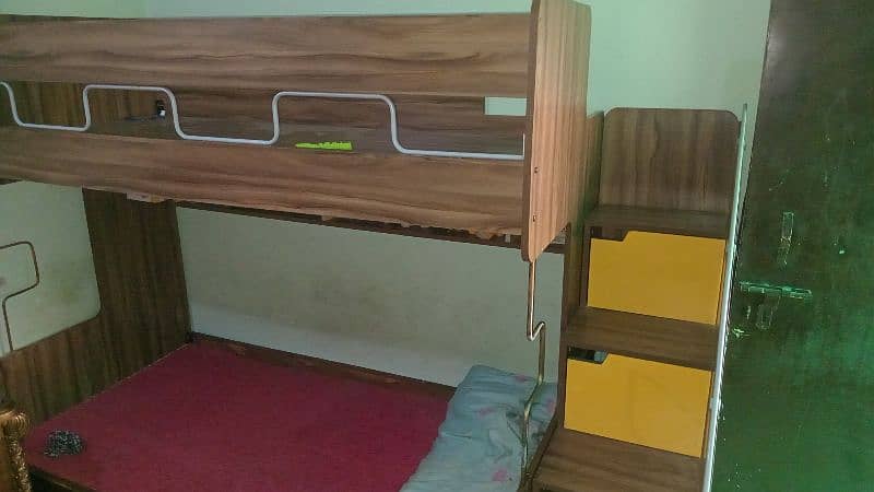triple bunk bed 2