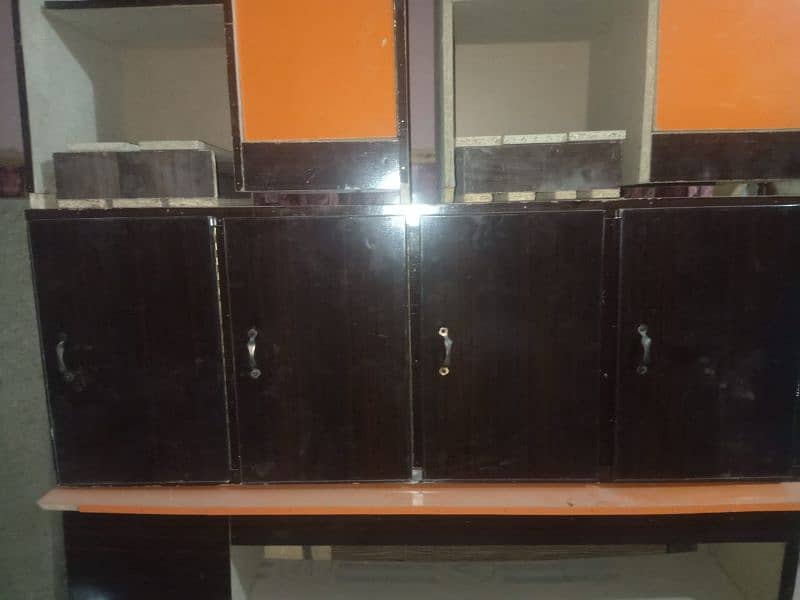 new 4 cabinets 0